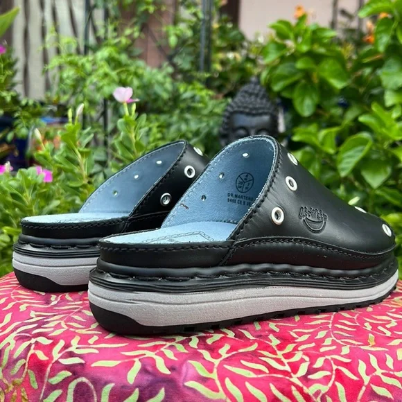 New Dr. Martens Silver Gromet Cut Out Black Vintage 90’s Chunky Slides Sandals - Picture 8 of 17